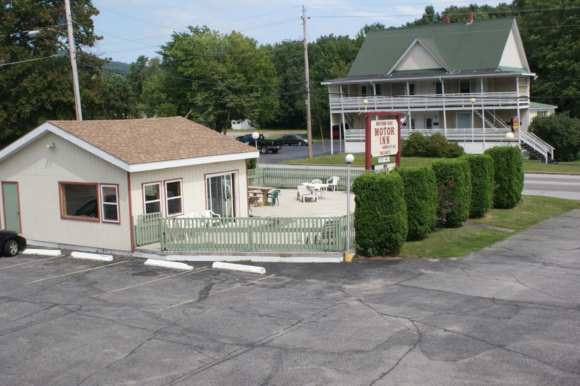 Northern Peaks Motor Inn Gorham Εξωτερικό φωτογραφία