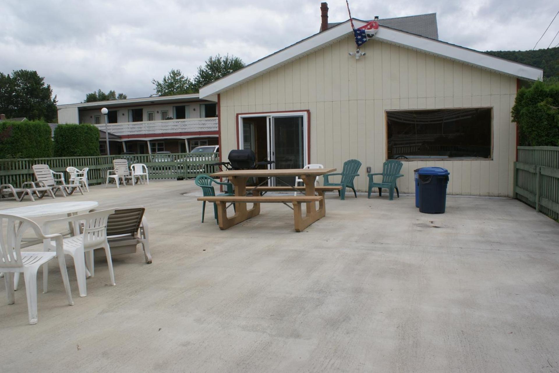 Northern Peaks Motor Inn Gorham Εξωτερικό φωτογραφία