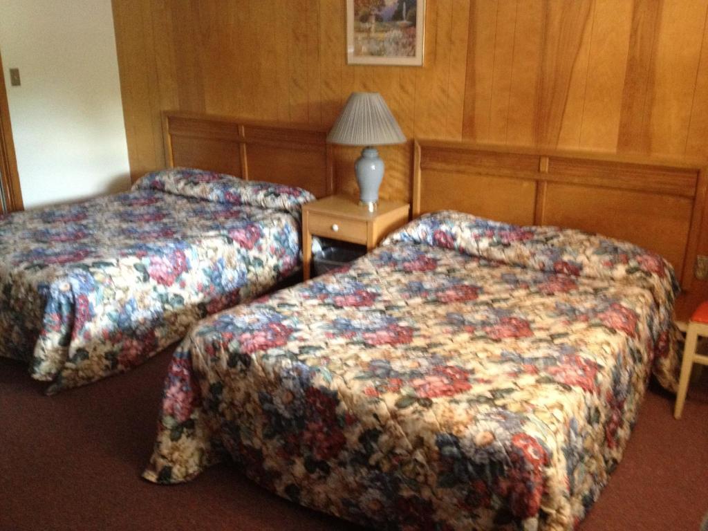 Northern Peaks Motor Inn Gorham Δωμάτιο φωτογραφία