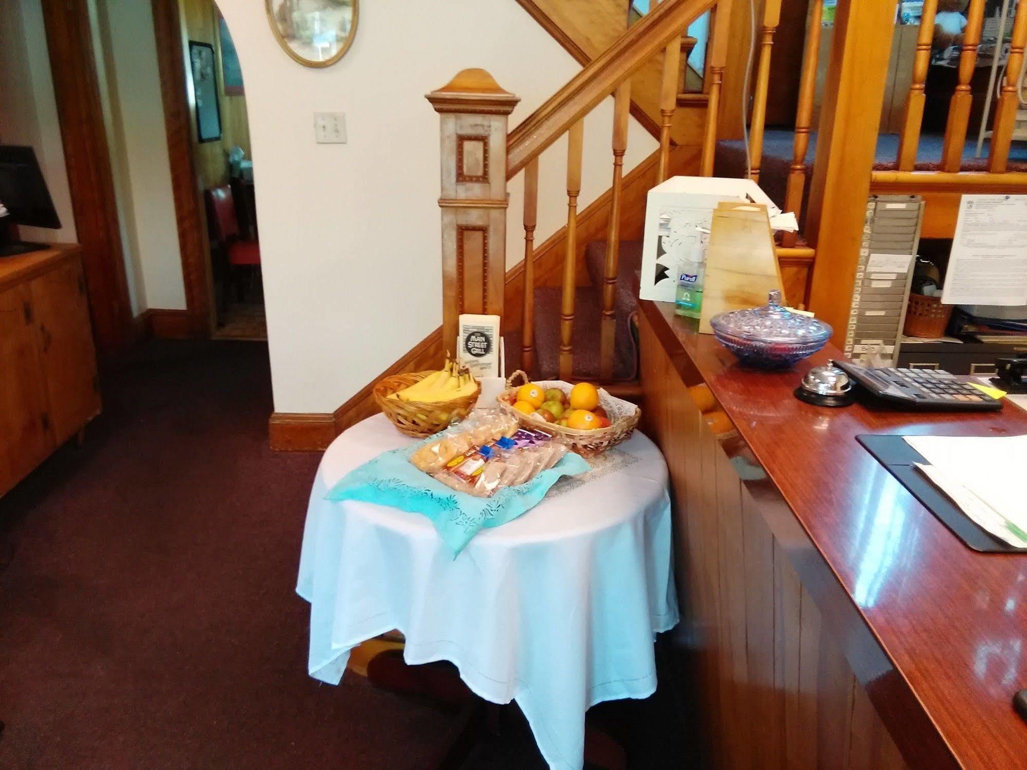 Northern Peaks Motor Inn Gorham Εξωτερικό φωτογραφία